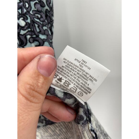 Tory Burch Merino Wool Floral Print Knit Long Sleeve Cardigan Sweater Size Large - Picture 8 of 8